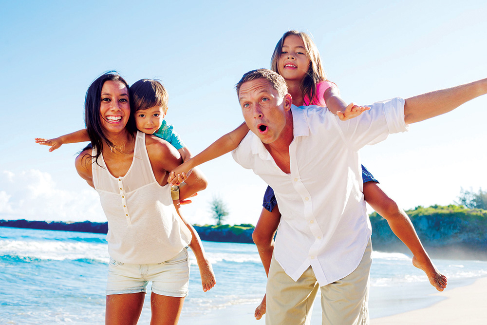 Service247 Happy Family On The Beach